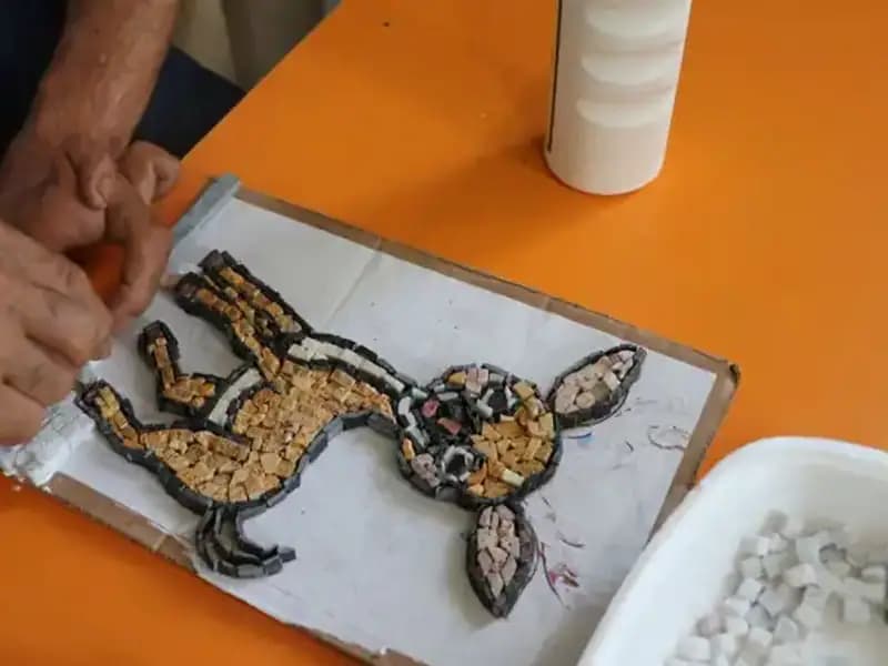 Oğlunun Ödeviyle Tanıştı: Şimdi Yeni Bir Hobi Edindi!