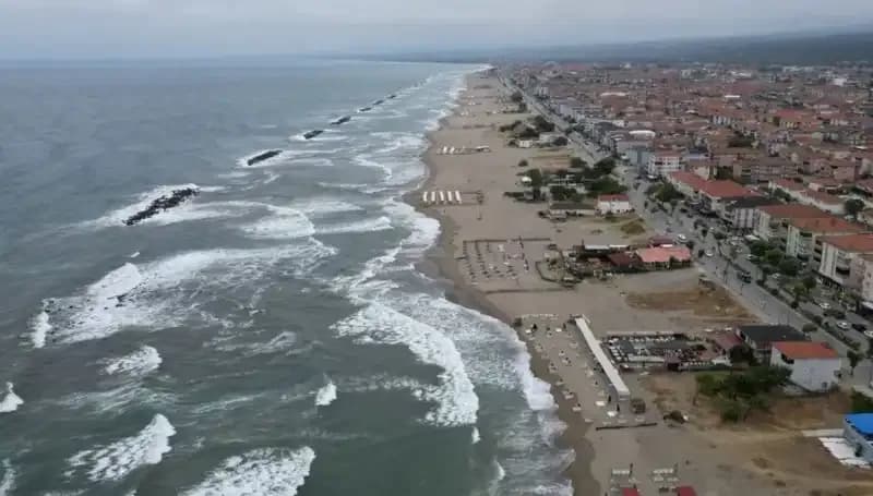 Sakarya'nın İki İlçesinde Denize Girmek Neden Yasaklandı?