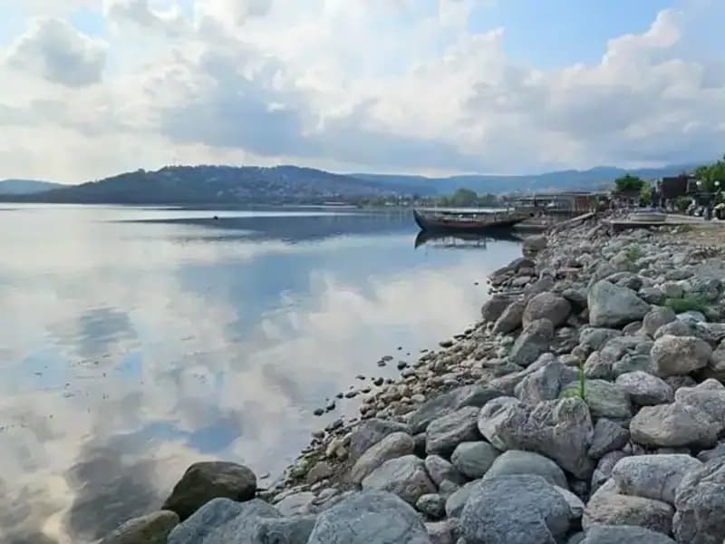 Sapanca Gölü'nde Alarm Zilleri: Su Seviyesi Düşüyor, Nedenleri Neler?