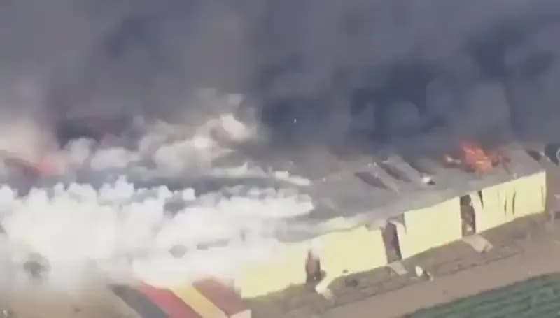 California’da Havai Fişek Deposunda Patlama: Olayın Ardındaki Gizem