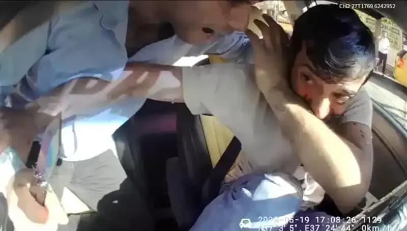 Taksici ile Müşteri Arasında Korkunç Olay: Bıçaklı Saldırı!