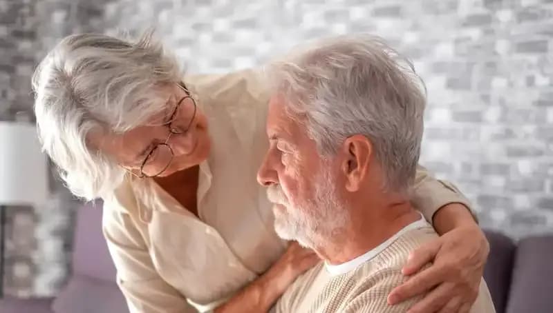 Demansın Belirtileri: 6 Erken Uyarı İşareti ile Tanıyın