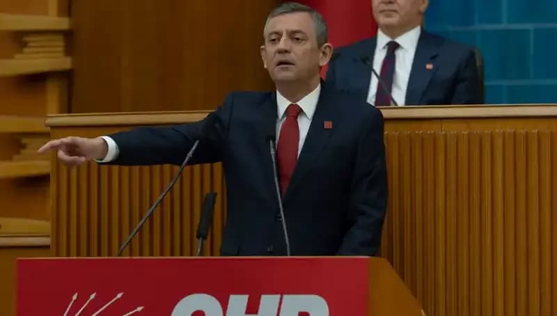 İmralı'dan Gelen Çağrı: Silah Bırakın, Özgür Özel'den Parlamento Vurgusu