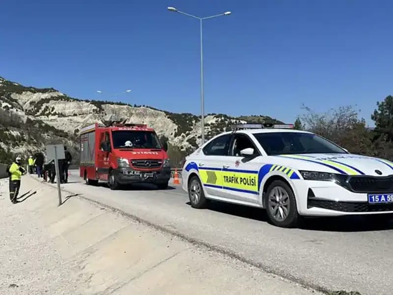 Burdur'da Feci Kaza: İkisi Çocuk Dört Yaralı, Olayın Ayrıntıları