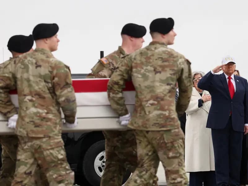 Trump, İran Savaşı'nda Ölen Askerlerin Cenaze Törenine Katıldı