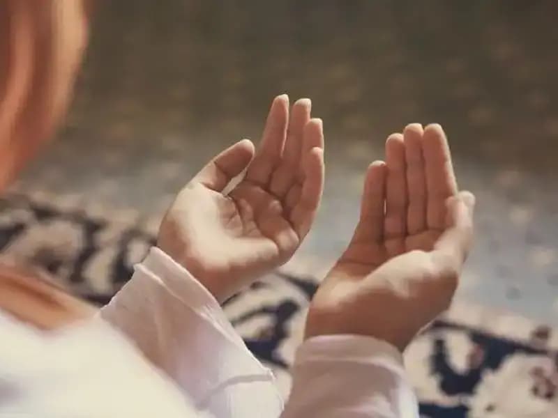 Cuma Duası: Değeri, Anlamı ve Okunuşu Hakkında Bilmeniz Gerekenler