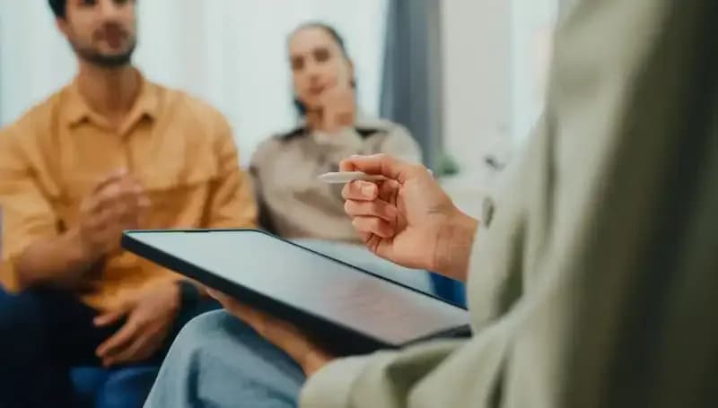 Çift Terapisi: Sorunları Çözmede Gerçekten Etkili mi?