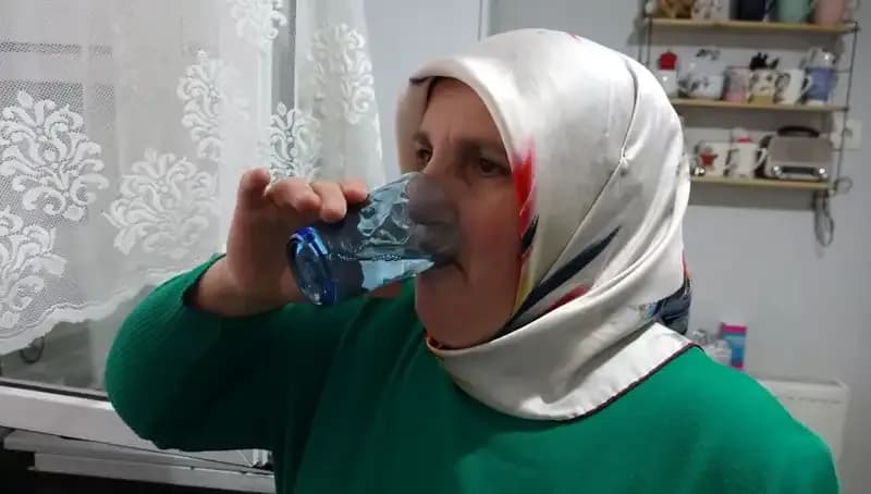 30 Yıldır Nisan Yağmurunu Şifa İçin İçiyor: Kayınvalidesinin Sırrı