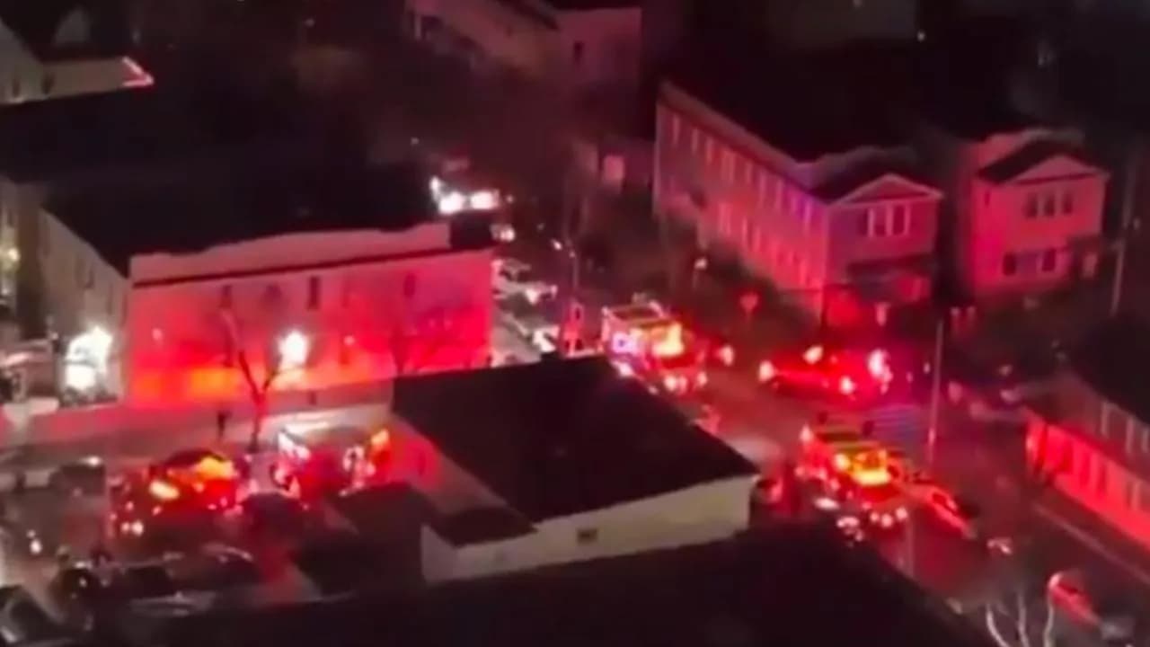 ABD'de Gerçekleşen Silahlı Saldırıda En Az 11 Kişi Yaralandı