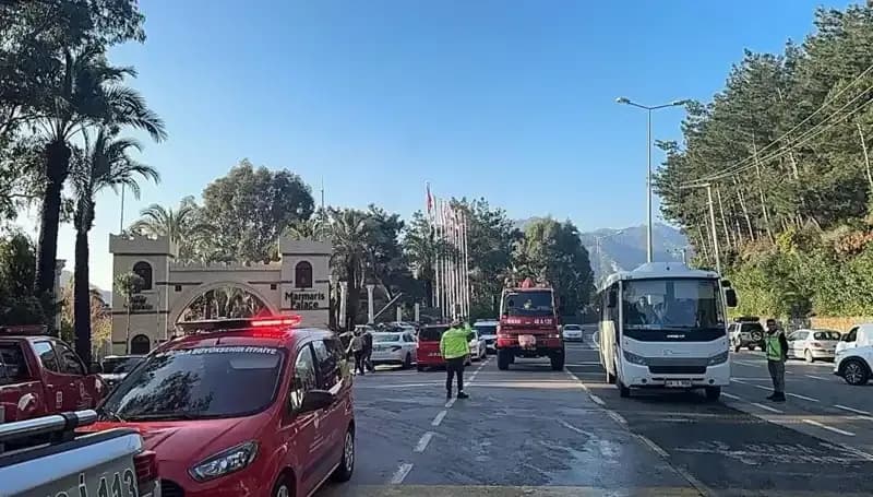 Muğla'da Beş Yıldızlı Otelde Korkutan Yangın: Tatilciler Panik İçinde