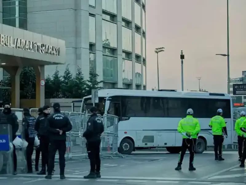 İBB Operasyonunda Şok Gelişme: İki Üst Düzey İş İnsanı İçin Yakalama Kararı Çıktı!