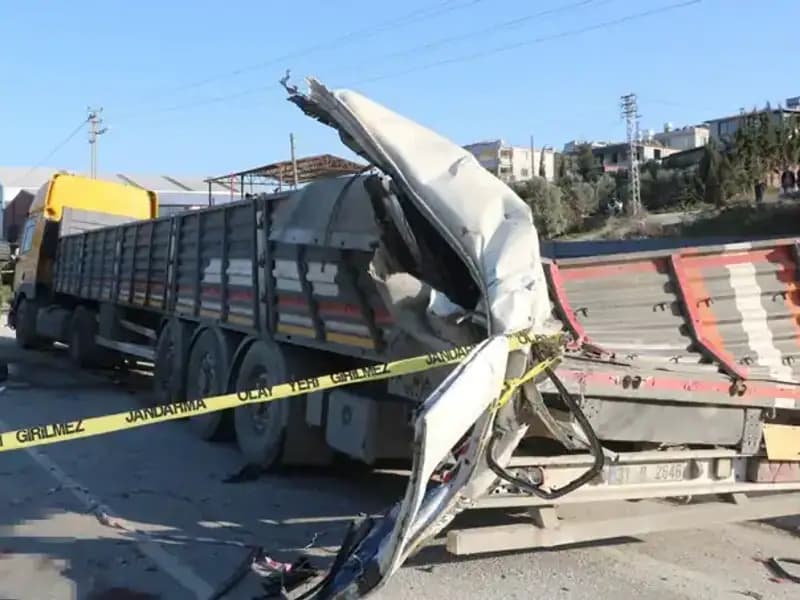 Altı Kişinin Hayatını Kaybettiği Kazanın Ardından Yaşanan İnanılmaz Anlar