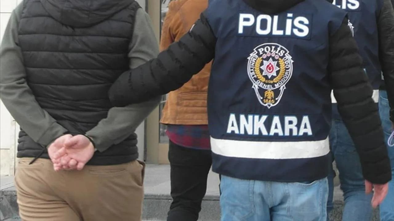 Ankara'da FETÖ operasyonu: 37 kişi hakkında gözaltı kararı