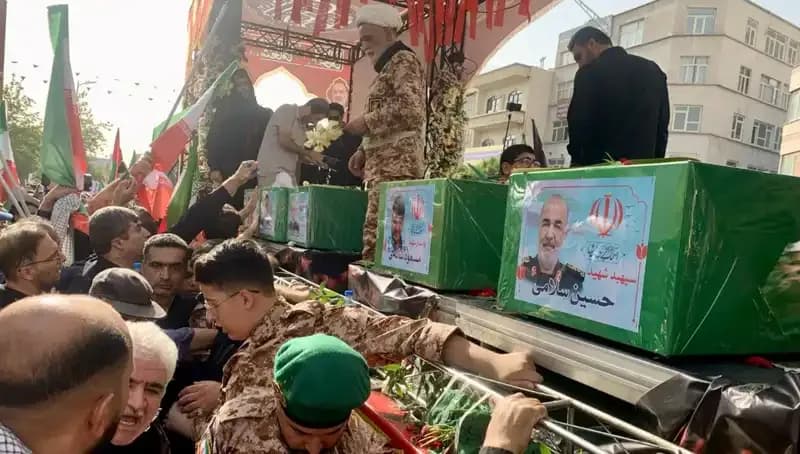 İran’da Yas Günü: İsrail Saldırısında Hayatını Kaybedenler Törenle Anıldı