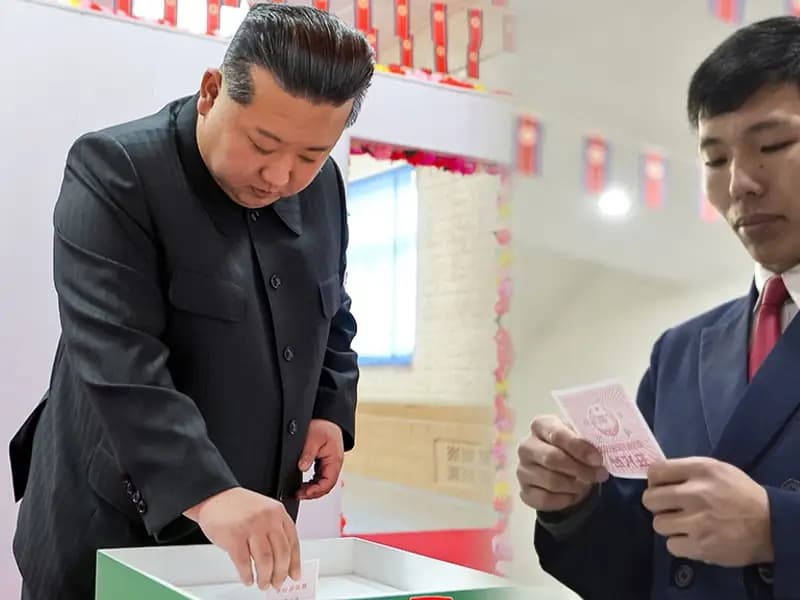 Kuzey Kore'de Kim Jong Un Seçimlerden Yüzde 99.93 Oyla Galip Geldi