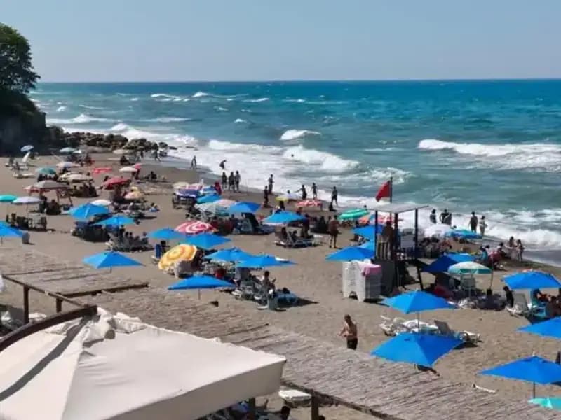 Akçakoca'da Deniz Yasağı Uygulaması: Sebepleri ve Etkileri Neler?