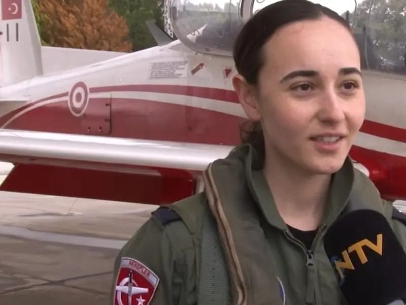 Hava Pilot Teğmen Elif Emirmehmetoğlu'nun Gökyüzü Yolculuğu