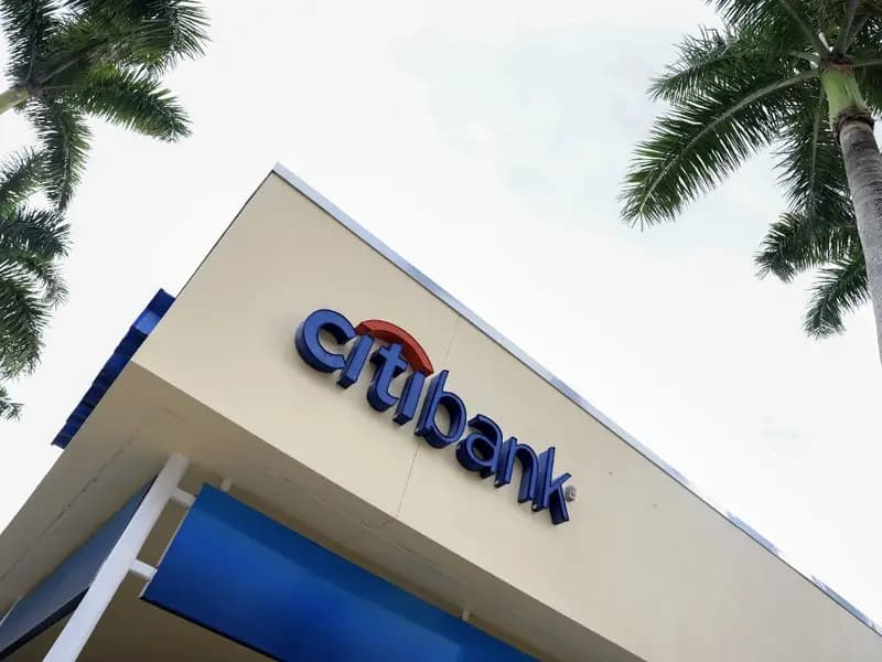 İran Devrim Muhafızları'ndan ABD Bankalarına Misilleme Açıklaması