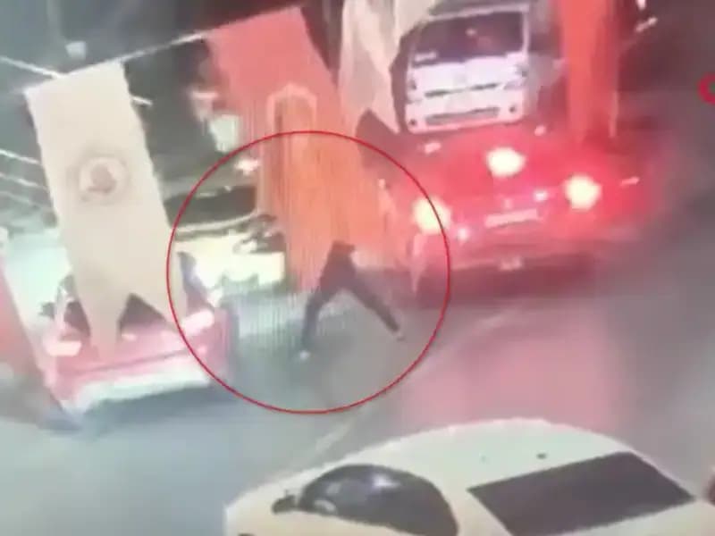 Otomobilden Yükselen Kurşun Yağmuru: Genç Hayatını Kaybetti