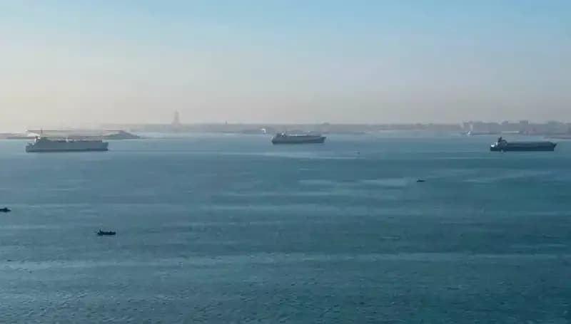 Süveyş Körfezi'nde Sondaj Gemisi Battı: Kayıp Sayısı Artıyor