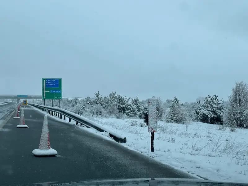 Bolu'da Bayram Sabahı Kar Yağışı Sürücülere Dikkat Uyarısı