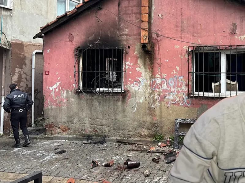 İstanbul'da Gecekondu Yangını: Genç Adamın Acı Tesadüfü