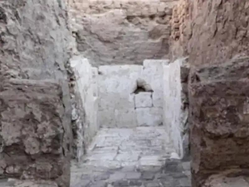 Mısır'da Tarihi Keşif: 3,500 Yıllık Kraliyet Mezarı Ortaya Çıktı