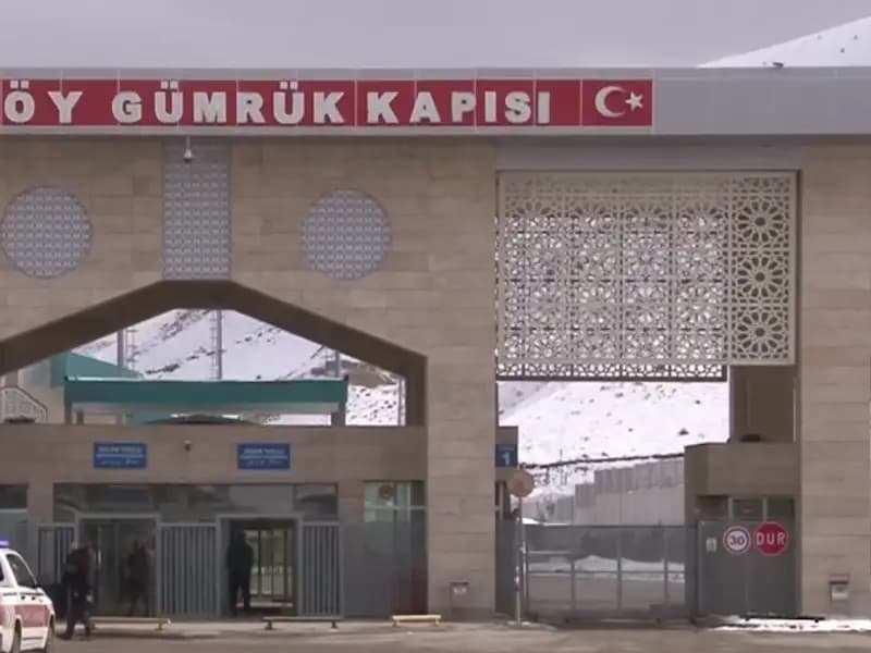 İran Sınırında Hareketlilik: 20 Bin Kişi Geçiş Yaptı