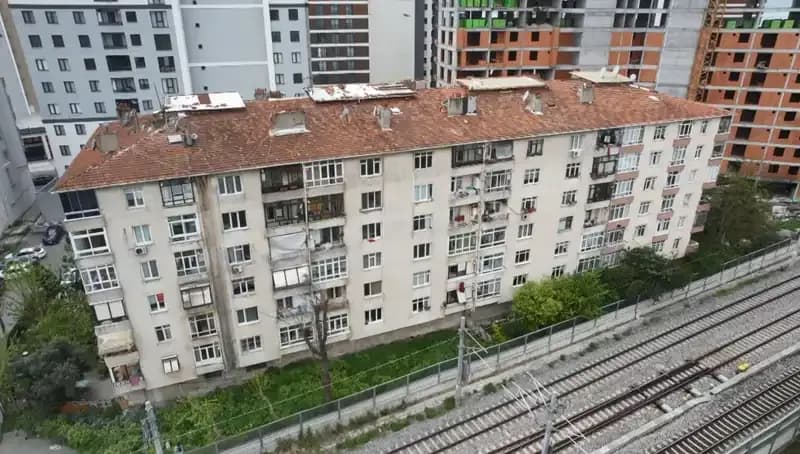 Deprem Sonrası Riskli Binalar İçin Acil Boşaltma Kararı Alındı