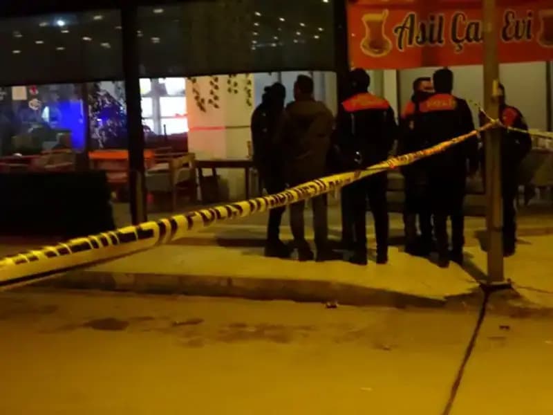 Kahvehane Cinayeti: Bir Ölü, Dört Yaralı ve Olayın Ardındaki Gizem
