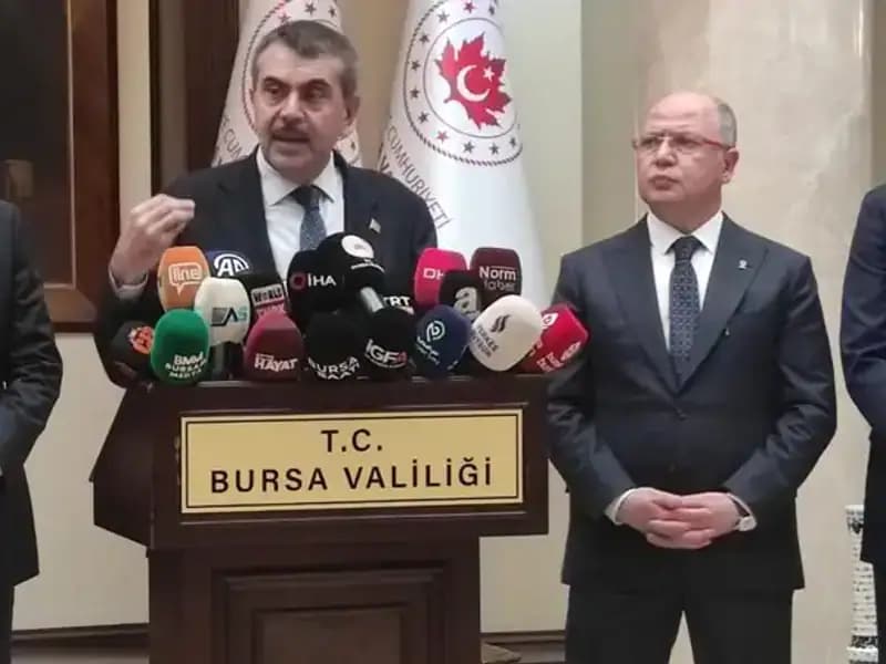 Bakan Tekin: Protestolara Katılan Çalışanlara Yaptırım Uygulanabilir Açıklaması