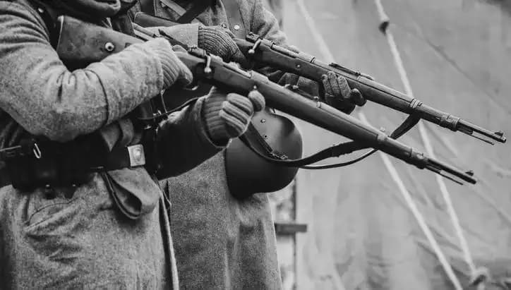 İngiliz İstihbarat Şefinin Dedesi, Nazi Casusu Olduğu Ortaya Çıktı