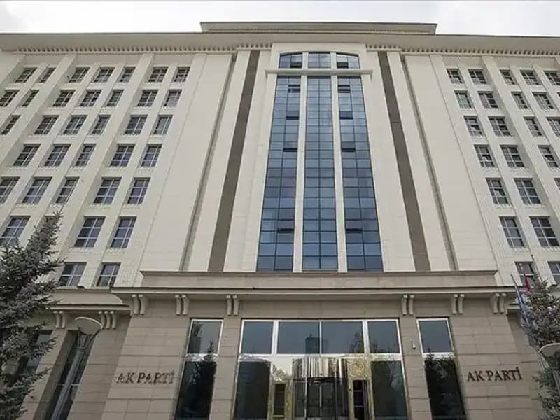 AK Parti Yeni Anayasa Komisyonu İlk Toplantısını Gerçekleştiriyor