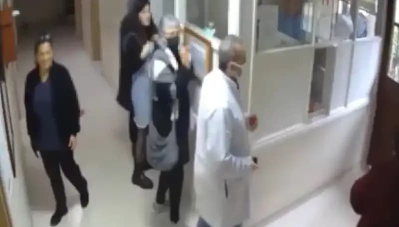 Üsküdar'da Doktora Cumhurbaşkanına Hakaretten Hapis İstemi: Davanın Ayrıntıları Neler?