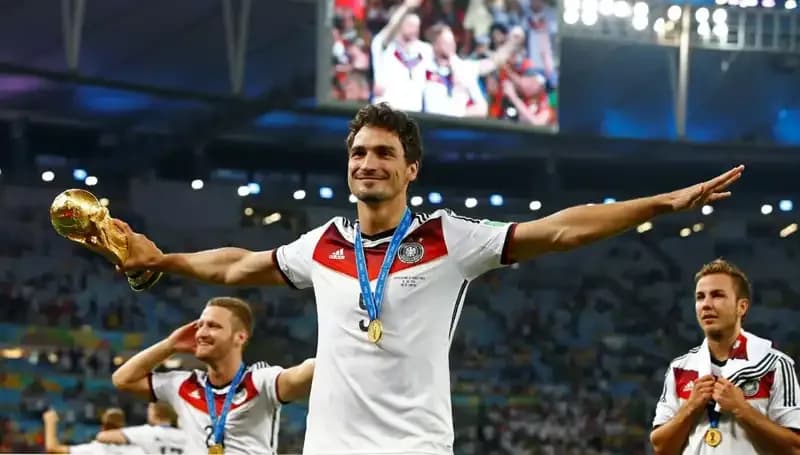 Alman Futbolunu Sarsan Karar: Hummels Futboldan Emekli Oluyor