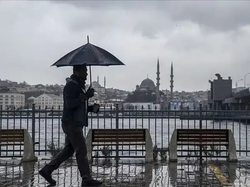 İstanbul’da Bahar Havası Yerini Soğuk Günlere Bırakıyor: Yağmur ve Kar Yolda!