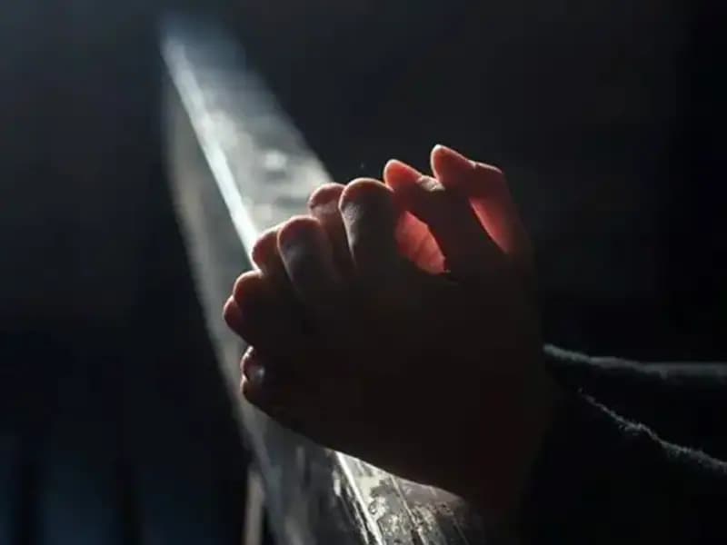 İlkokul Kantincisi, İki Öğrenciye Tacizden Tutuklandı: Olayın Ardındaki Gerçekler