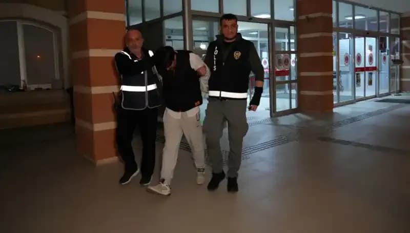 Kötü Kokuyla Ortaya Çıkan Dehşet: Hamile Eşini Öldüren Koca Tutuklandı