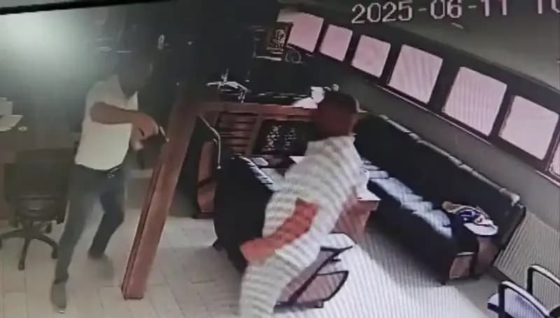 Alacak Verecek Anlaşmazlığı Kanlı Sonuçlandı: Kalfadan Kan Donduran Cinayet