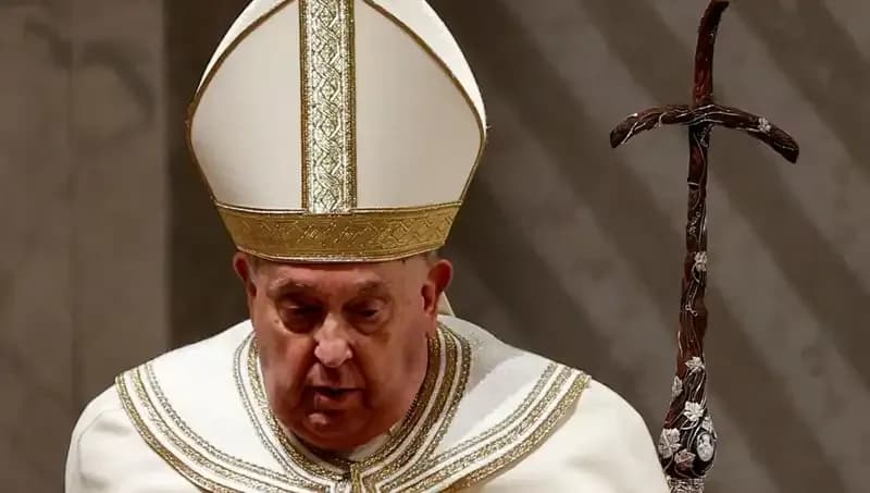 Vatikan’da Gözler Papa Francis’in Üzerinde: Hastanede Neler Oluyor?