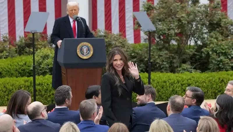 Fenomen Bakanın Sözleri Ülkenin Siyasetinde Şok Etkisi Yarattı