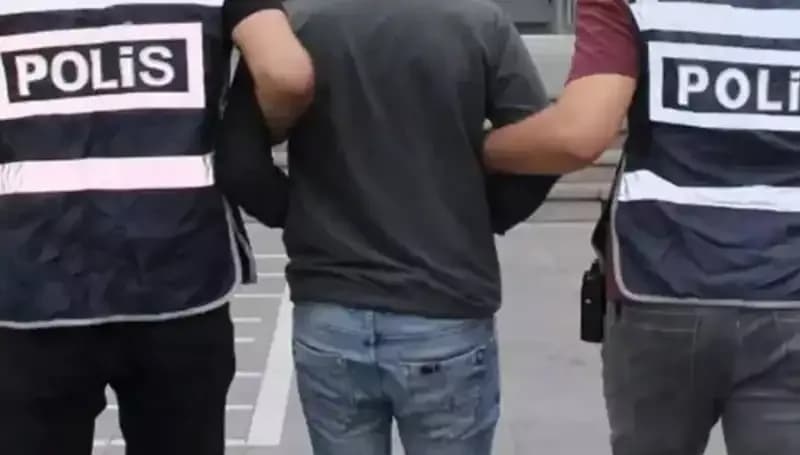 Dikkat Çeken Olay: Tartıştığı Taksiciyi Döven Sürücü Yakalandı