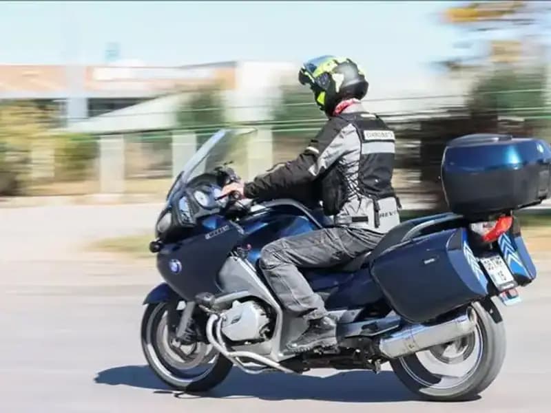 Motosiklet Sürücüsüne Kesilen Fazla Yolcu Cezası İptal Edildi: İşte O Gelişmeler!