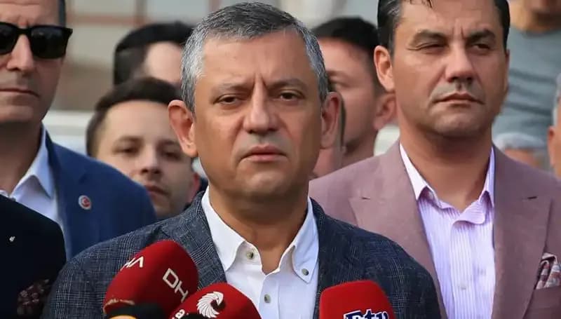 Özgür Özel: Bayramın Gerçek Anlamı Nedir?