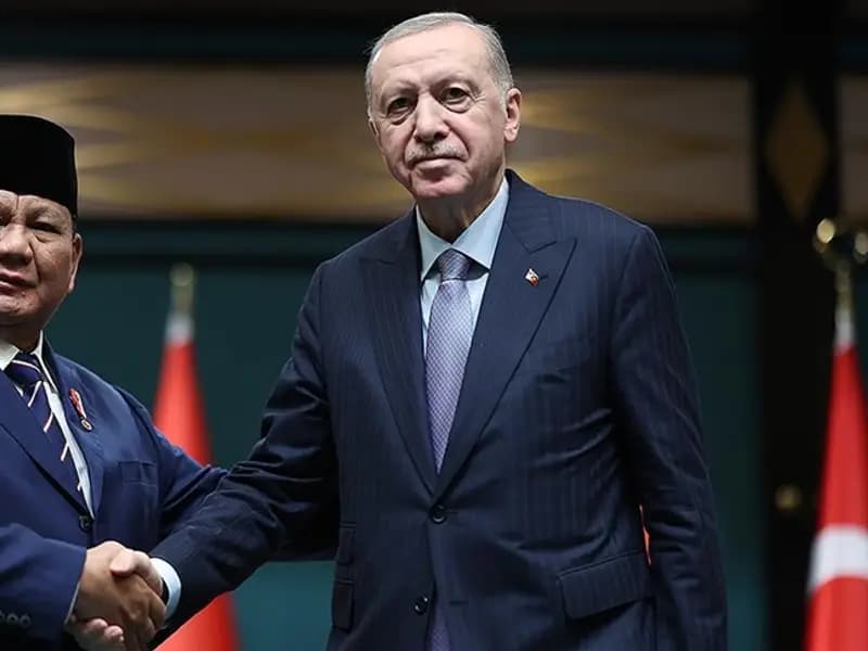 Erdoğan, Endonezya Cumhurbaşkanı Subianto ile görüştü