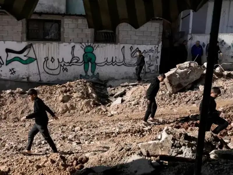 İsrail'in Okulları Kapatması: 800 Çocuğun Geleceği Tehlikede