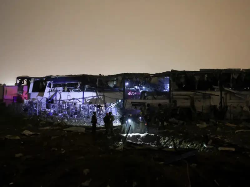 İran'ın Füze Saldırısı, İsrail Hava Savunmasını Aştı