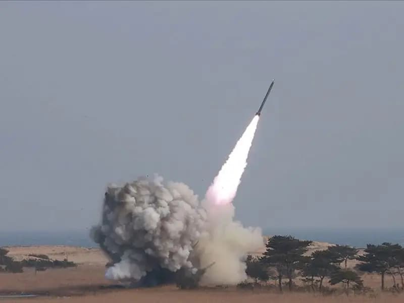 Kuzey Kore’den Doğu Denizi’ne Yeni Roket Fırlatışı Gerçekleşti