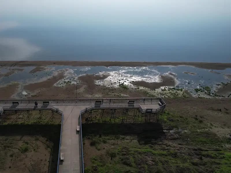 İznik Gölü'nde Su Seviyesi Krizi: 300 Metre Düşüş Yaşanıyor