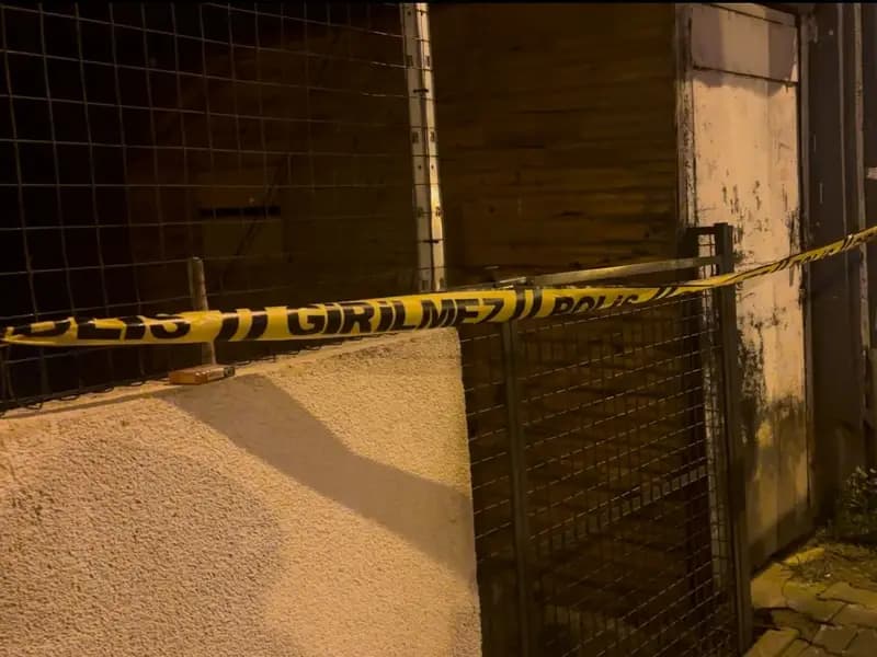 Sarıyer'de Yağmurun Ardından Toprak Kayması: 6 Bina Boşaltıldı